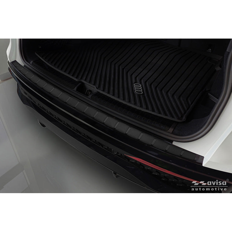 Avisa Matt Black Stainless Steel Rear bumper protector suitable for Audi Q5 (GUB) 2025- 'Ribs'
