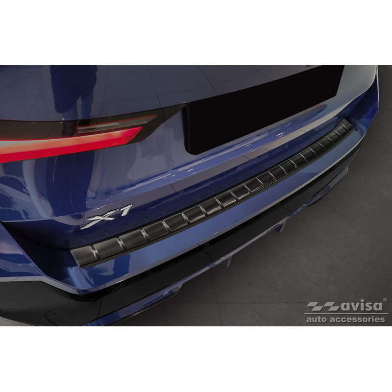 Avisa, Bagkofangerbeskytter, Sort, Rustfritstål, passer til BMW X1 U11 M-Sport 2022- 'Ribs'