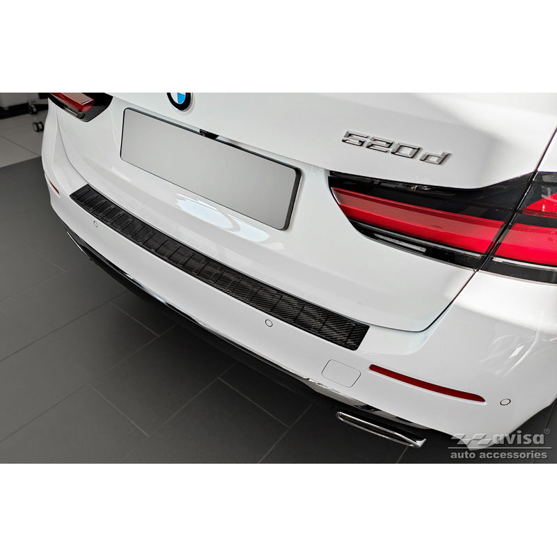 Avisa, Bagkofangerbeskytter, 3D ægte carbon, passer til BMW 5-Series Touring G31 FL 2020- 'Ribs'
