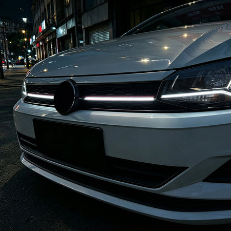 AutoStyle, Sportsgrill med LED-stribe, GTi-Look, passer til Volkswagen Polo VI (AW1) (2017-2021)