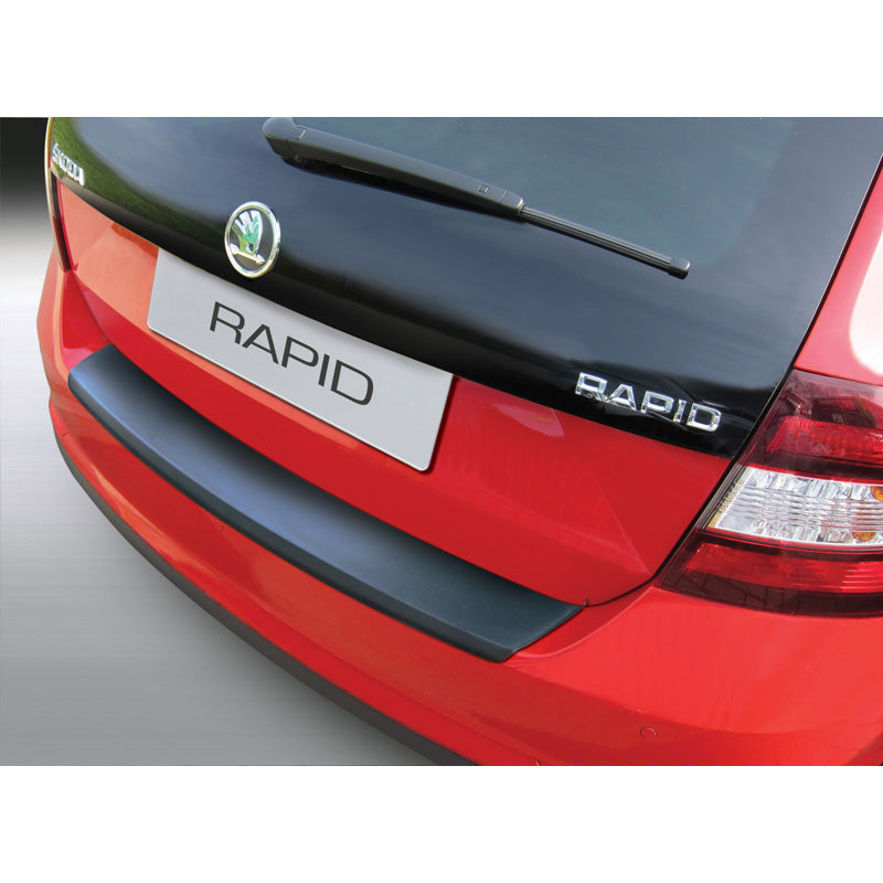 RGM, Bagkofangerbeskytter, ABS plastik, passer til Skoda Rapid Spaceback 2013-2019 Black