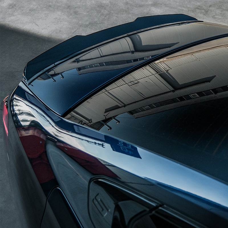 OneWay, Komplet bodykit, Gloss sort, passer til BMW 5-Serie G60 Sedan M-Pack (2023- inkl. i5)
