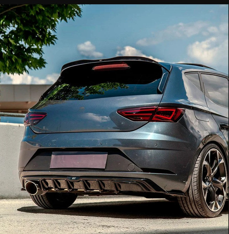OneWay, Bagkofanger diffuser, Glans sort, Passer til Seat Leon (5F) HB FR Facelift 2017-2020