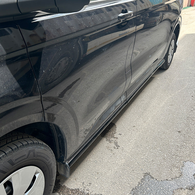 Oneway Set Side Skirts suitable for Volkswagen Transporter T7 SWB 2024- & Ford Transit Custom (V710) SWB 2023- - Gloss black